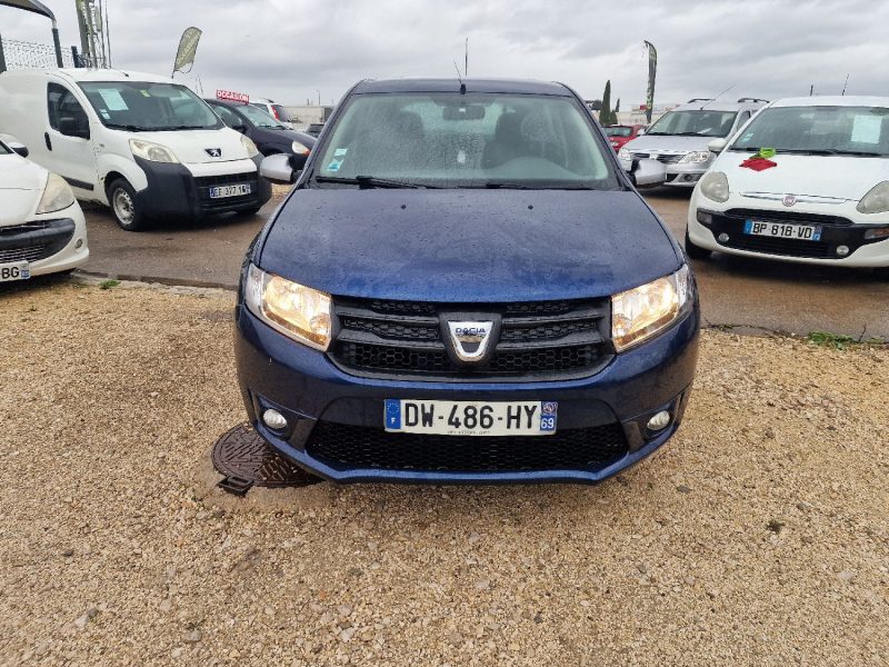 DACIA SANDERO 1.2 16V 75CH LIMITÉE 10TH ANNIVERSARY 2015