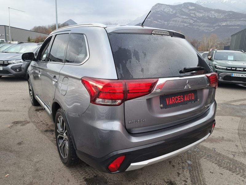 MITSUBISHI OUTLANDER 2.2 D 150 CV INSTYLE 4WD BVA 7 PLACES 2015