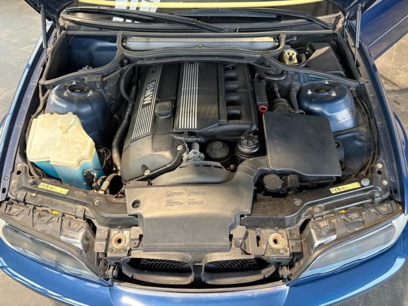 🔹 BMW Série 3 E46 325Ci Coupé – 2.5i – 192 chevaux – 2001 - Toit ouvrant - Sièges cuir 