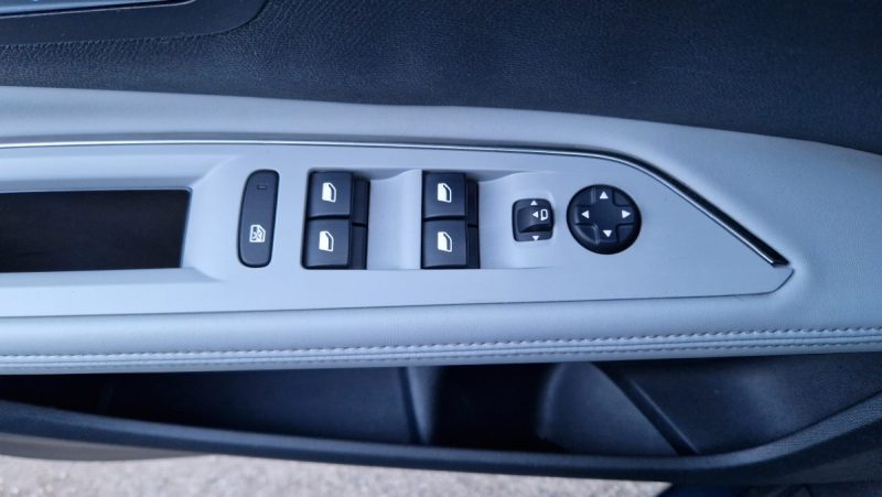 PEUGEOT 5008 2.0 BLUEHDI 180 CV ALLURE BUSINESS EAT8 2018