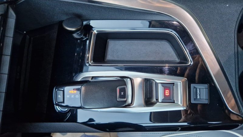 PEUGEOT 5008 2.0 BLUEHDI 180 CV ALLURE BUSINESS EAT8 2018