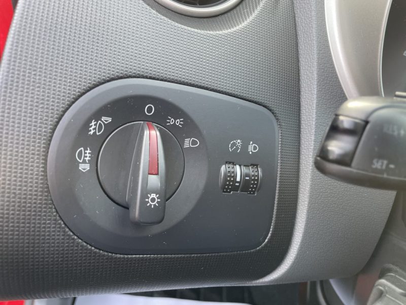 SEAT IBIZA IV SC 1.9 TDI 105 REFERENCE 2009