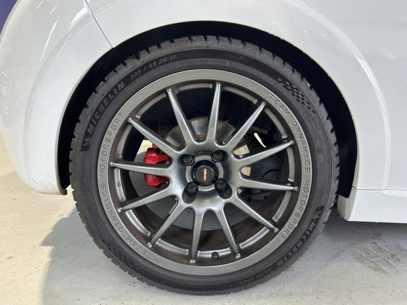 PEUGEOT 208 1.6 THP 208cv GTI 3P 