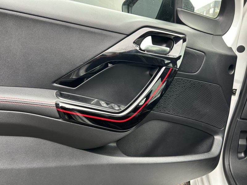 PEUGEOT 208 1.6 THP 208CV GTI BY PEUGEOT SPORT 3P 