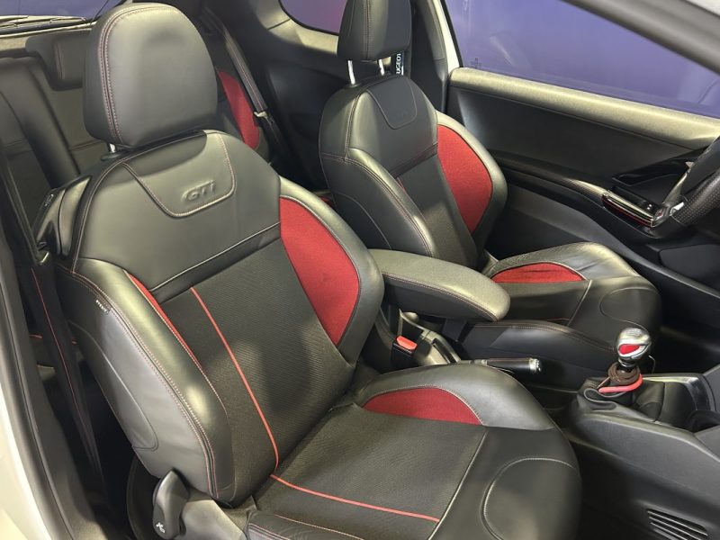 PEUGEOT 208 1.6 THP 208CV GTI BY PEUGEOT SPORT 3P 