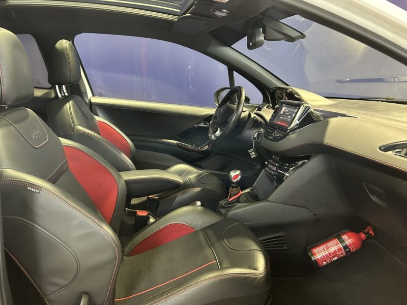 PEUGEOT 208 1.6 THP 208cv GTI 3P 
