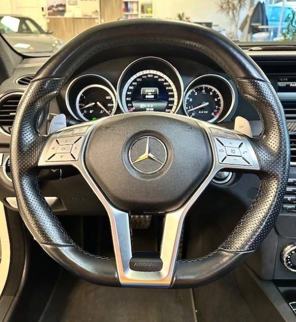 MERCEDES CLASSE C 63 AMG SPEEDSHIFT MCT 2012