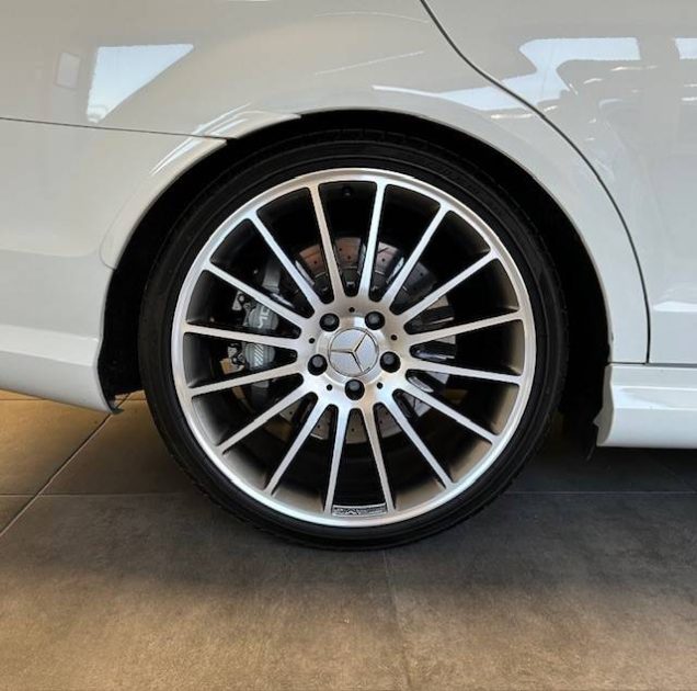 MERCEDES CLASSE C 63 AMG SPEEDSHIFT MCT 2012