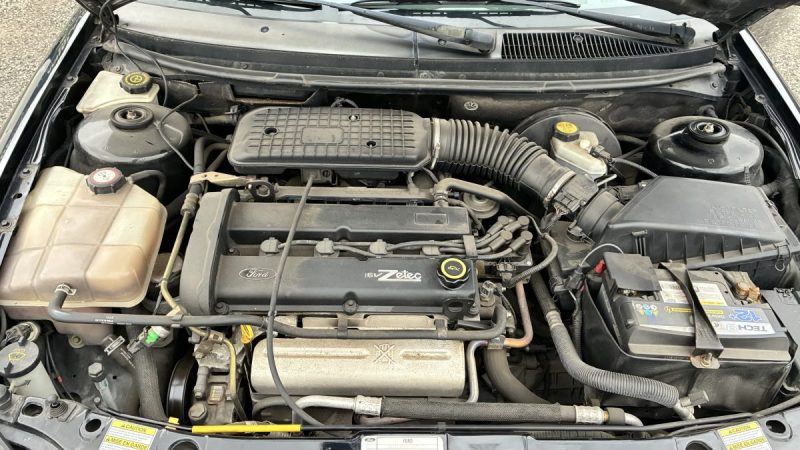 Ford Cougar 2.0i 131ch 