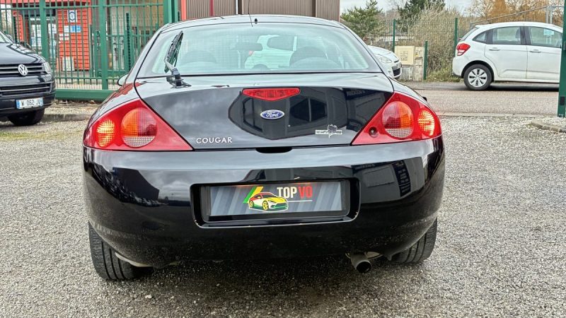Ford Cougar 2.0i 131ch 