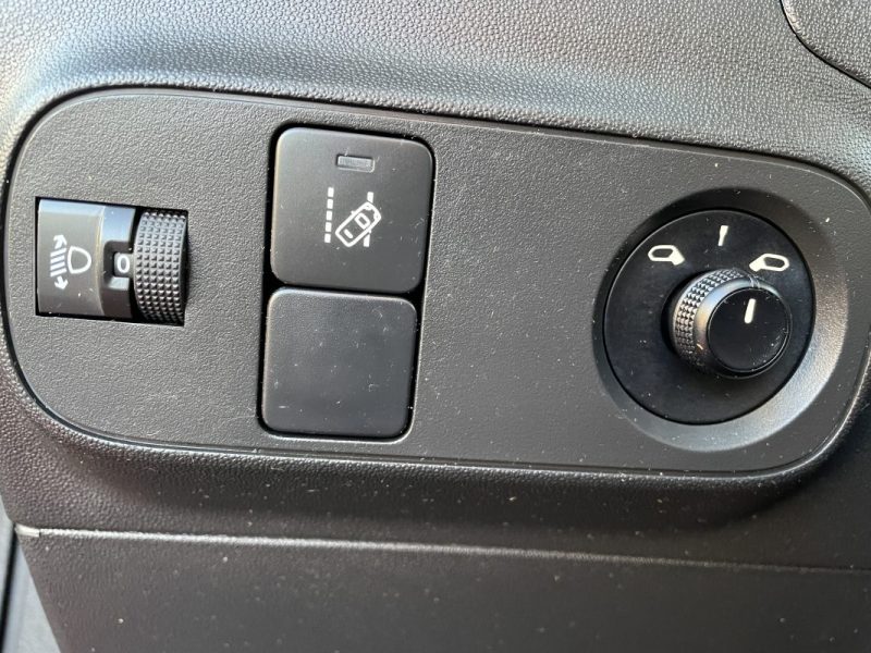 CITROEN C3 1.2 L  68CH    GARANTIE 3/12 MOIS 2017