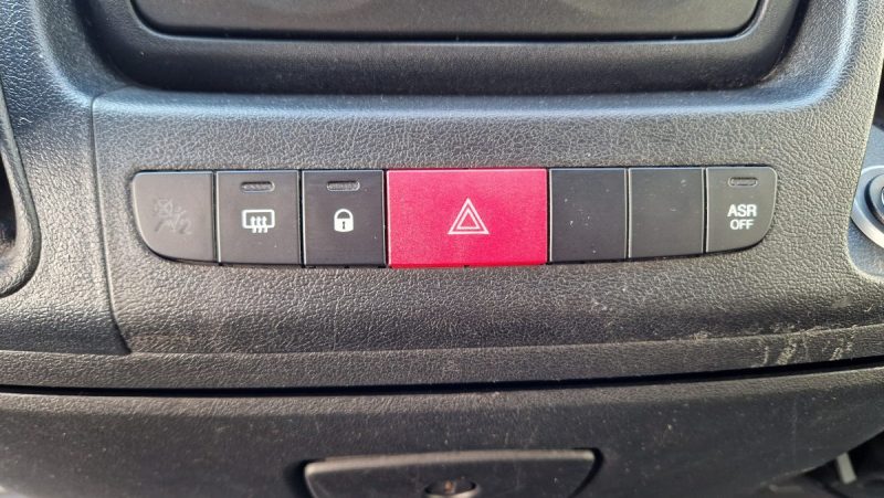 CITROEN JUMPER 3 COMBI 9 PLACES L1H1 2.0 BLUEHDI 110 ATTRACTION 2016