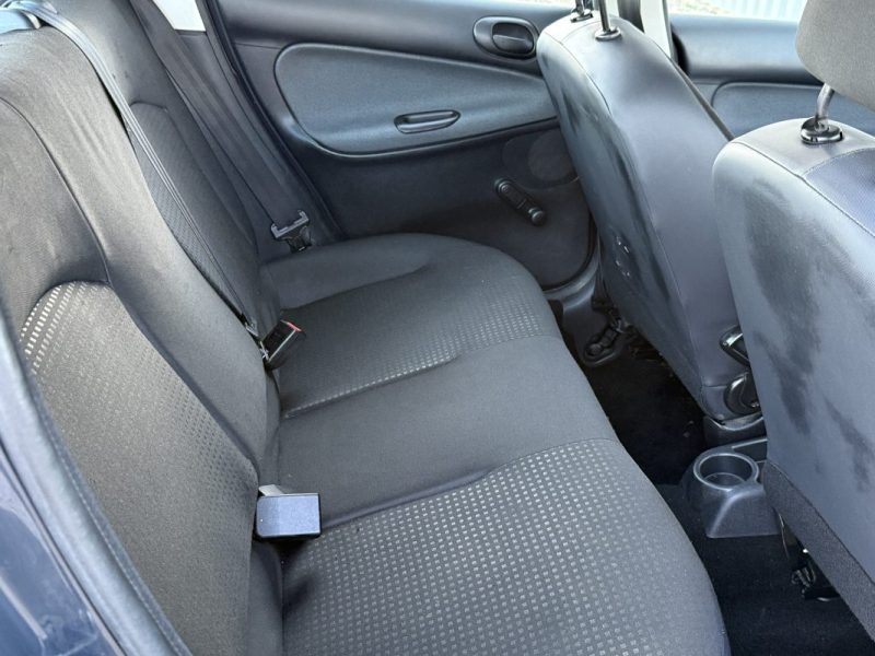 PEUGEOT 206 PLUS 206 + 1.4 HDI 70CV URBAN 2009 193 000KM