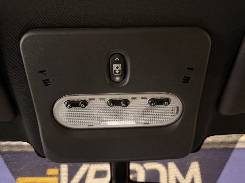 Nissan Qashqai I Toit panoramique I Siège chauffant en Cuir et Alcantara I 2017 I 130ch I 1.6 DCI I 