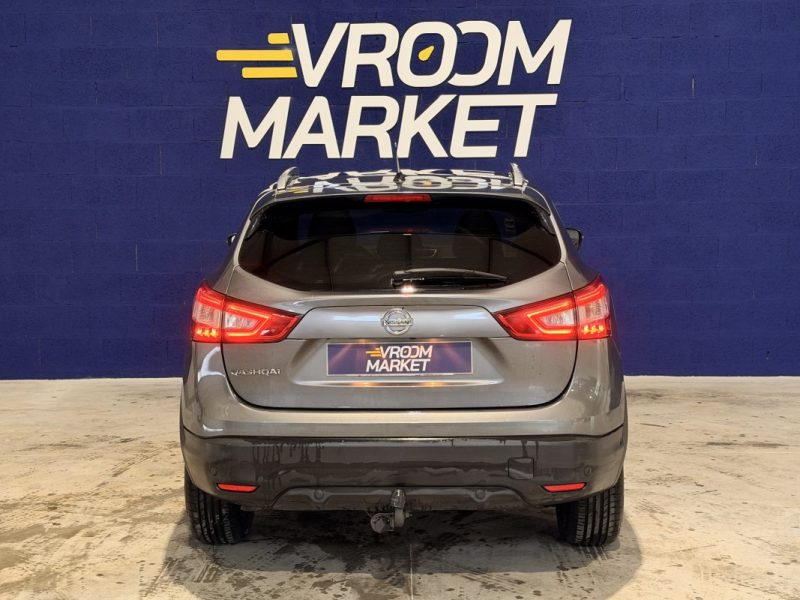 Nissan Qashqai I Toit panoramique I Siège chauffant en Cuir et Alcantara I 2017 I 130ch I 1.6 DCI I 