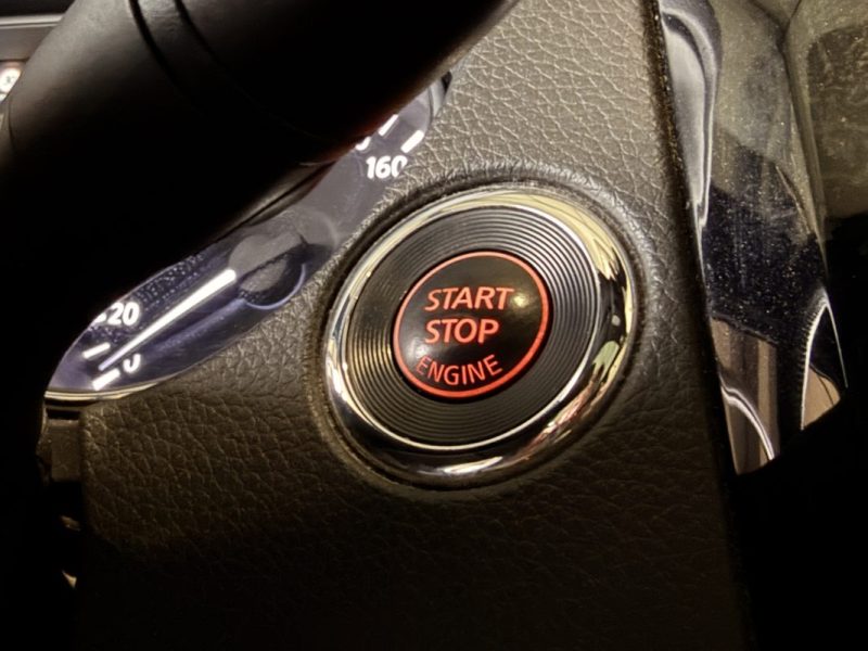 Nissan Qashqai I Toit panoramique I Siège chauffant en Cuir et Alcantara I 2017 I 130ch I 1.6 DCI I 