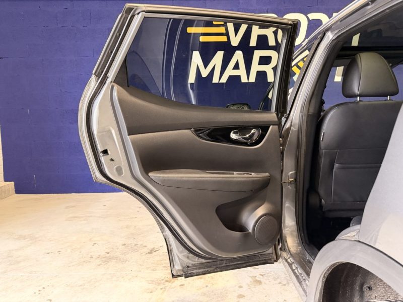 Nissan Qashqai I Toit panoramique I Siège chauffant en Cuir et Alcantara I 2017 I 130ch I 1.6 DCI I 