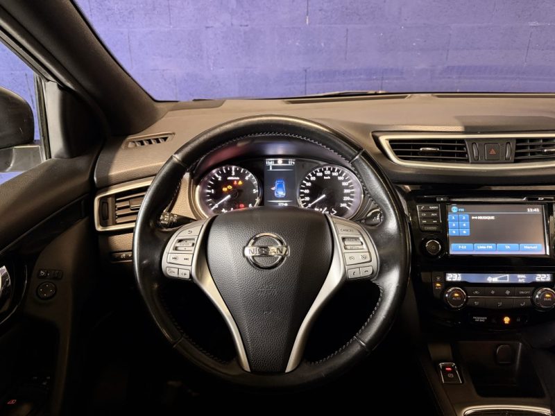 Nissan Qashqai I Toit panoramique I Siège chauffant en Cuir et Alcantara I 2017 I 130ch I 1.6 DCI I 