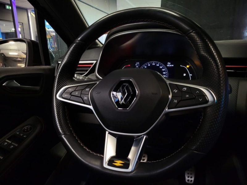 RENAULT CLIO V 1.0 TCE 90CH RS LINE / GRAND ECRAN / SUIVI RENAULT / CAMERA 360° / ANGLE MORT / CARPLAY