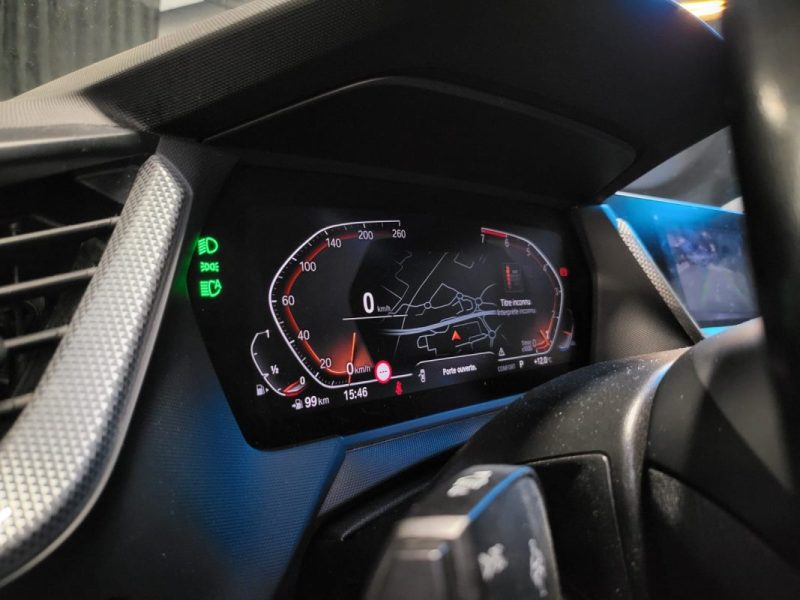 BMW SERIE 1 118I 136CH SPORT LINE DKG7 / SIEGES CUIR CHAUFFANTS + VOLANT CHAUFFANT / 