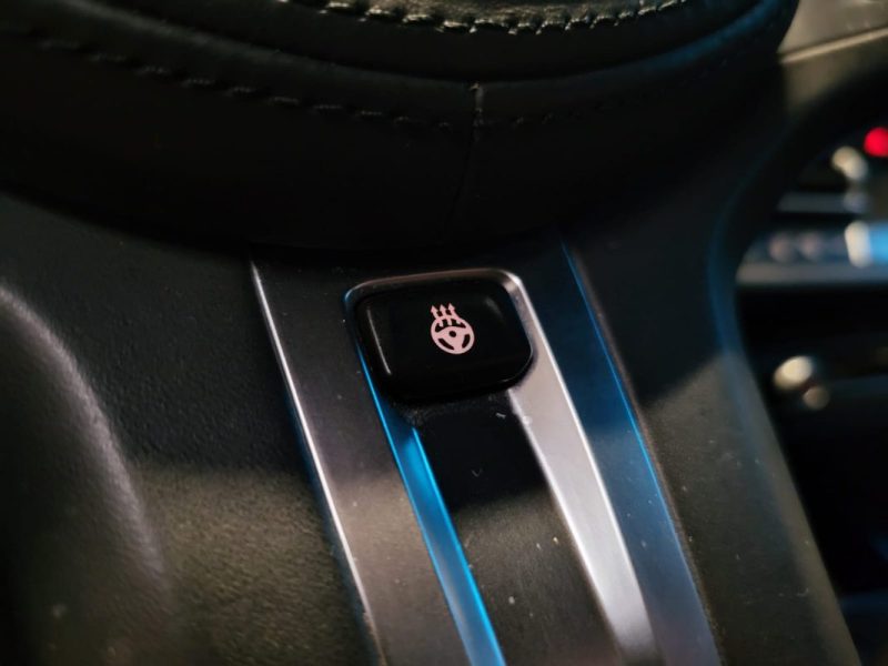 BMW SERIE 1 118I 136CH SPORT LINE DKG7 / SIEGES CUIR CHAUFFANTS + VOLANT CHAUFFANT / 