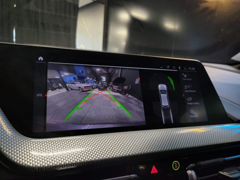 BMW SERIE 1 118I 136CH SPORT LINE DKG7 / SIEGES CUIR CHAUFFANTS + VOLANT CHAUFFANT / 