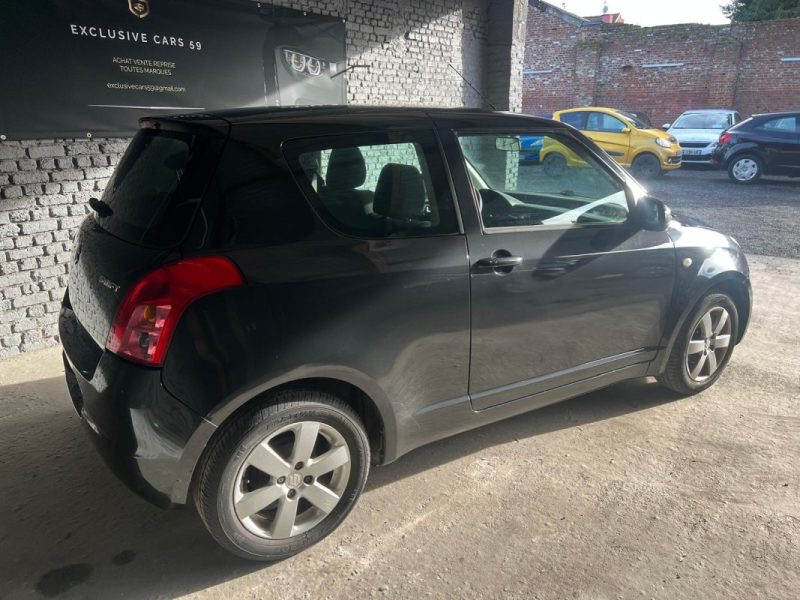 SUZUKI SWIFT 1.3 VVT GARANTIE 6 MOIS  2010