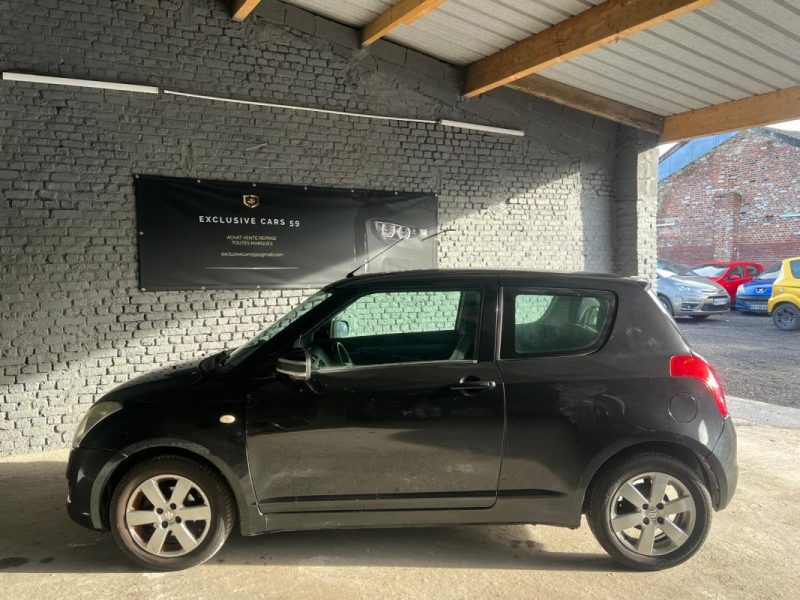 SUZUKI SWIFT 1.3 VVT GARANTIE 6 MOIS  2010