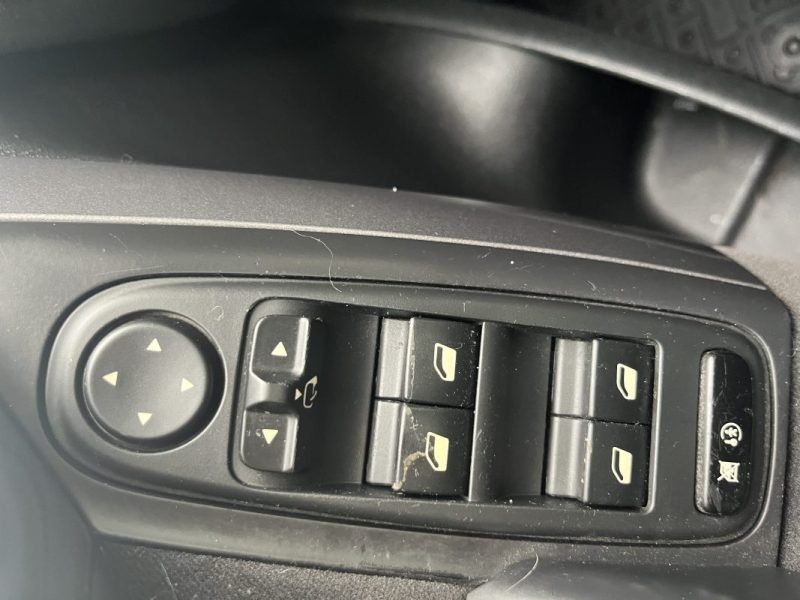 CITROEN C4 PICASSO  109 CV DIN ET 6 CV FISCAUX  