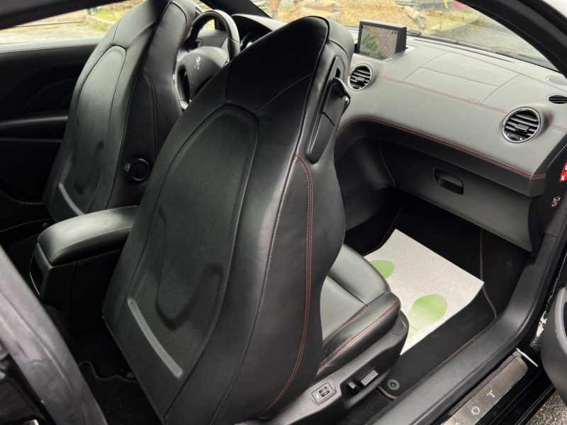 PEUGEOT RCZ PHASE 2 GT Line 2.0 HDI 163 Cv / ORIGINE FRANCE - GARANTIE 1 AN