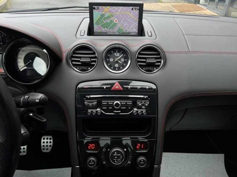 PEUGEOT RCZ PHASE 2 GT Line 2.0 HDI 163 Cv / ORIGINE FRANCE - GARANTIE 1 AN