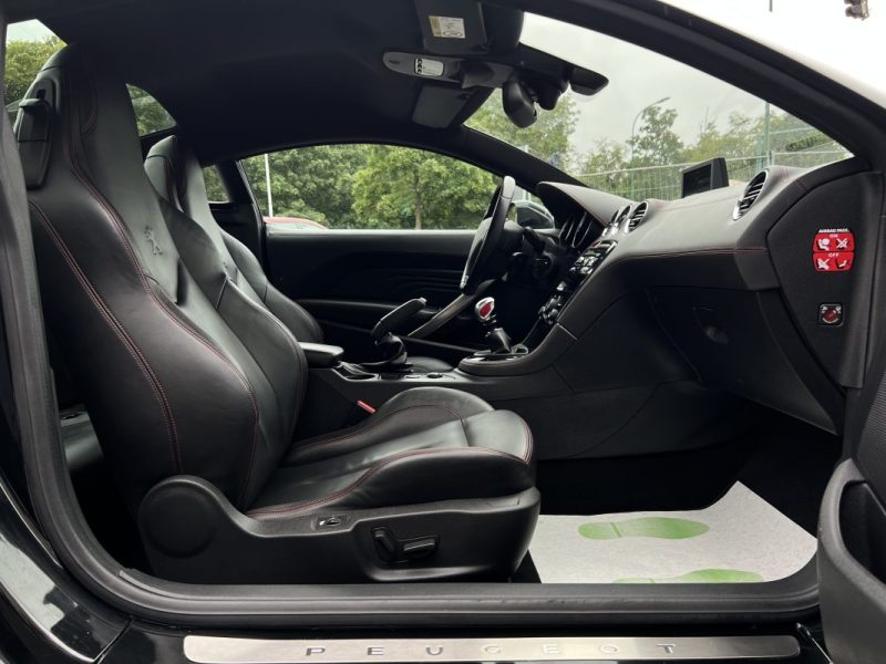 PEUGEOT RCZ PHASE 2 GT Line 2.0 HDI 163 Cv / ORIGINE FRANCE - GARANTIE 1 AN