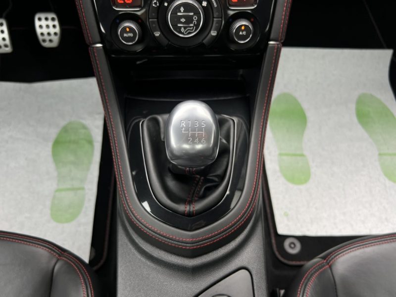 PEUGEOT RCZ PHASE 2 GT Line 2.0 HDI 163 Cv / ORIGINE FRANCE - GARANTIE 1 AN