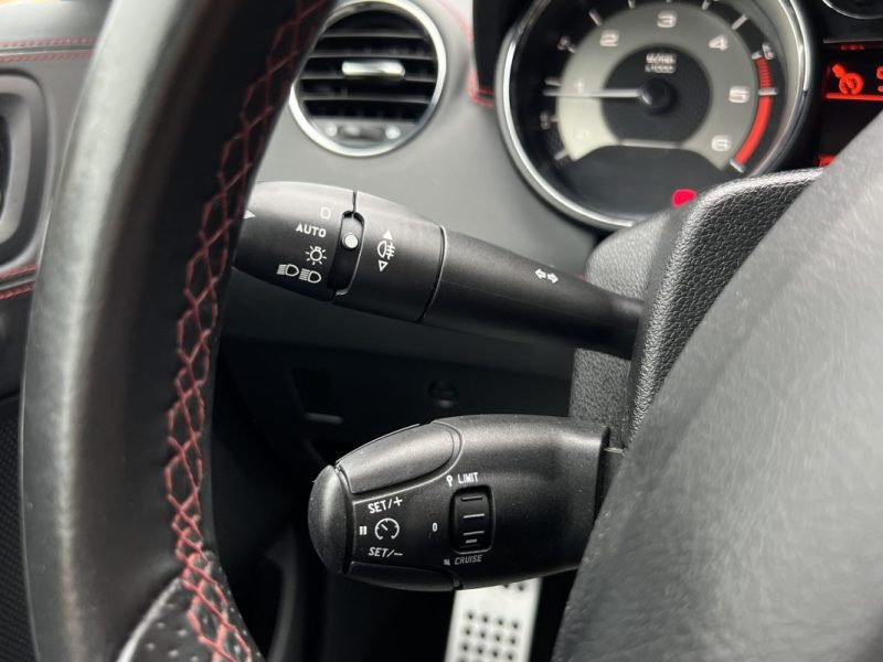 PEUGEOT RCZ PHASE 2 GT Line 2.0 HDI 163 Cv / ORIGINE FRANCE - GARANTIE 1 AN