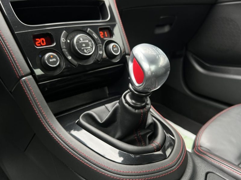 PEUGEOT RCZ PHASE 2 GT Line 2.0 HDI 163 Cv / ORIGINE FRANCE - GARANTIE 1 AN