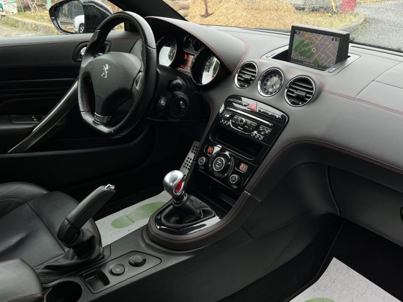 PEUGEOT RCZ PHASE 2 GT Line 2.0 HDI 163 Cv / ORIGINE FRANCE - GARANTIE 1 AN
