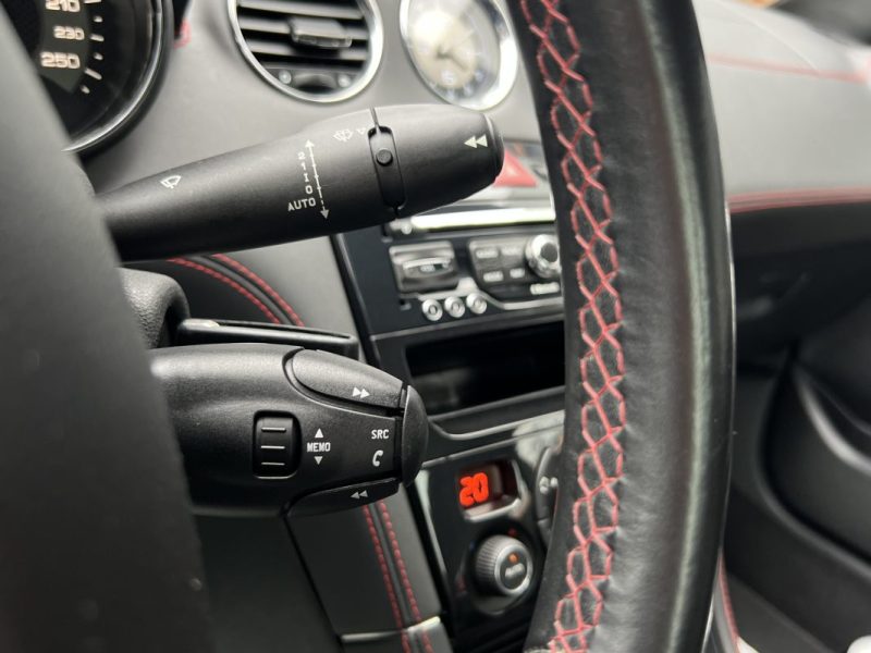 PEUGEOT RCZ PHASE 2 GT Line 2.0 HDI 163 Cv / ORIGINE FRANCE - GARANTIE 1 AN