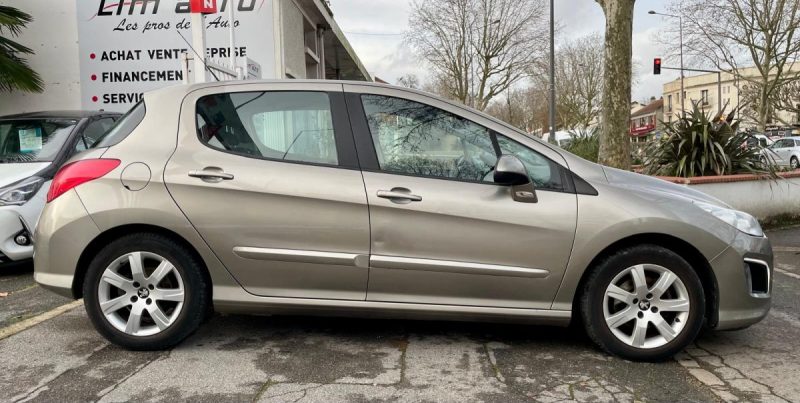 PEUGEOT 308 1.6 VTI 120 ACTIVE 