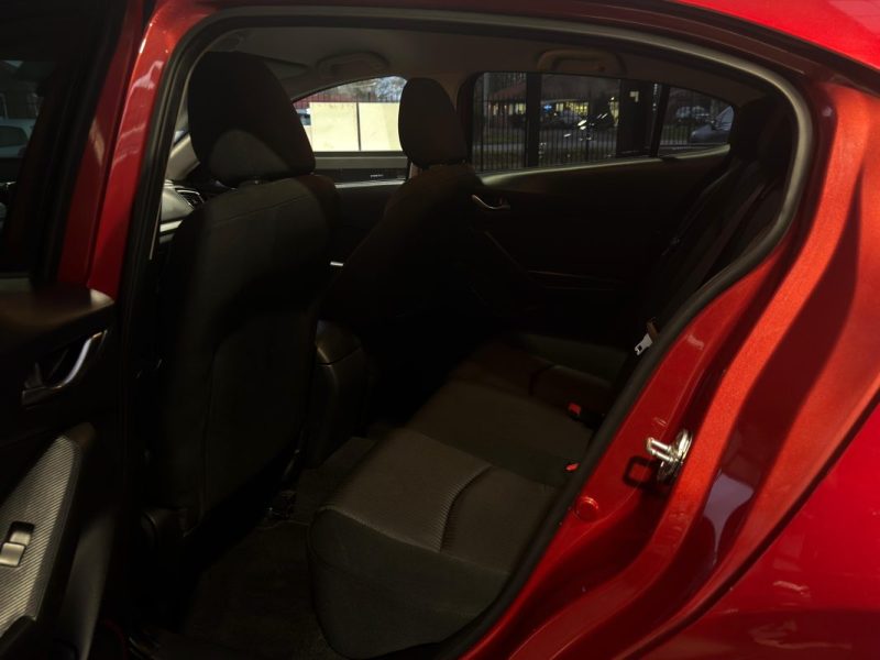 🔹 Mazda 3 – 2.2 Skyactiv-D – 150 chevaux – Élégance - Reprise possible - Garantie 6 mois 