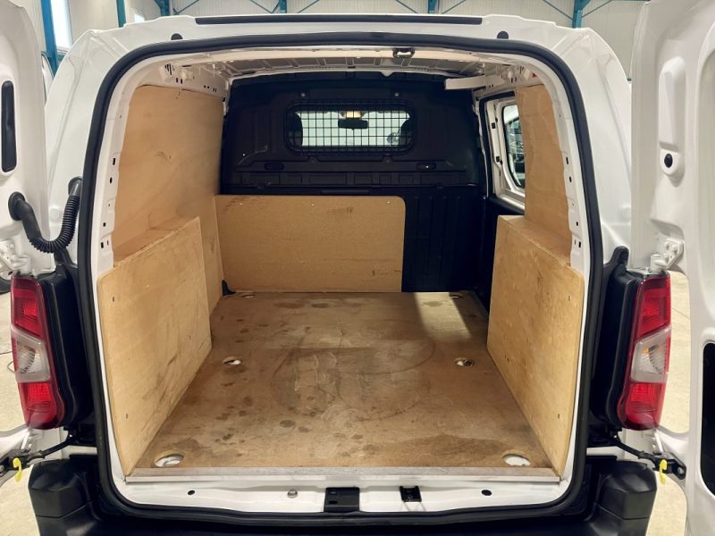 CITROEN Berlingo Van M 650kg 1.6 Bluehdi 75ch Club 2 Places BVM GARANTIE 6 MOIS 