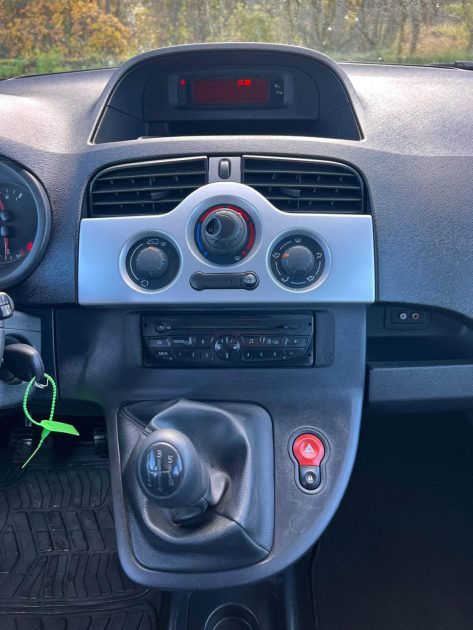 RENAULT KANGOO 1.5 DCI 75CV AUTHENTIQUE 81000 2011