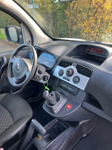 RENAULT KANGOO 1.5 DCI 75CV AUTHENTIQUE 81000 2011