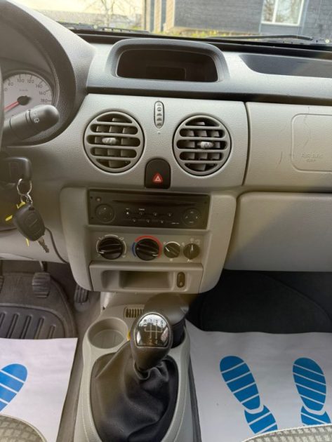 RENAULT KANGOO 1.6l 16S 4X4 FAIRWAY 95CV 2005
