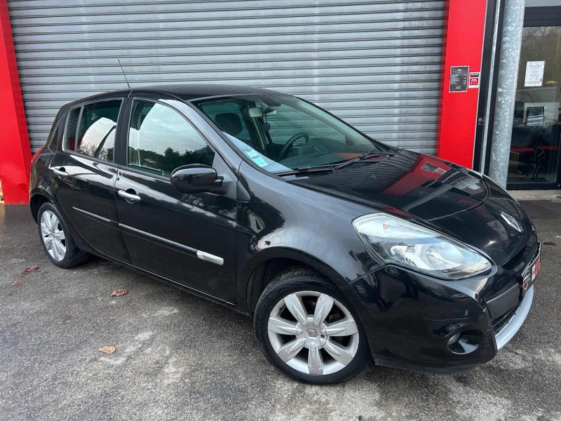 RENAULT CLIO Boite automatique Moteur 82000 km