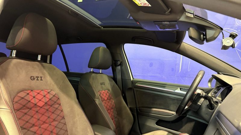 Volkswagen Golf 7 GTI TCR 290ch - Toit ouvrant - PPF -Ligne akrapovic-Dynaudio