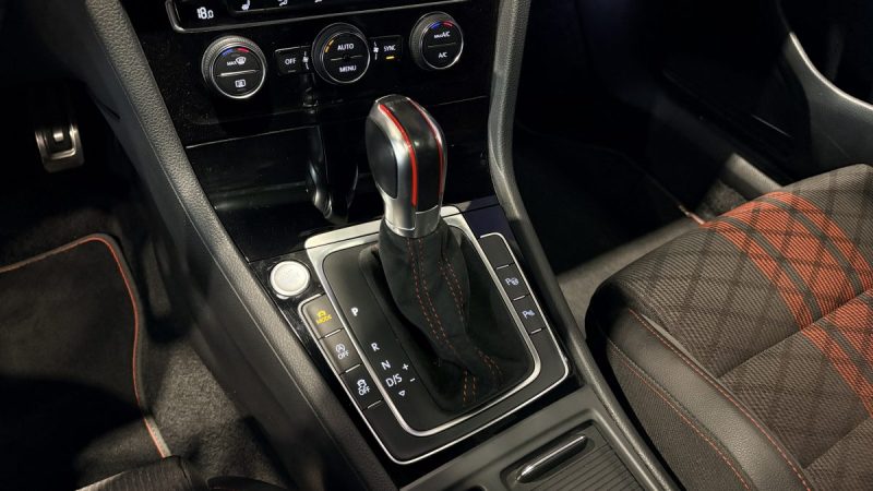 Volkswagen Golf 7 GTI TCR 290ch - Toit ouvrant - PPF -Ligne akrapovic-Dynaudio