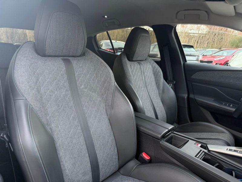 Peugeot 408  PHEV 225ch Allure Pack e-EAT8 114MKM