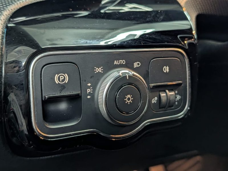 MERCEDES CLASSE A 180d 116cv PROGRESSIVE LINE 7G-DCT