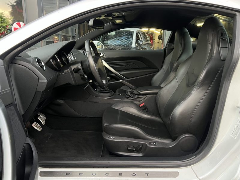 PEUGEOT RCZ PHASE 2 1.6 THP 156 Cv ORIGINE FRANCE / 61 800 Kms - GARANTIE 1 AN