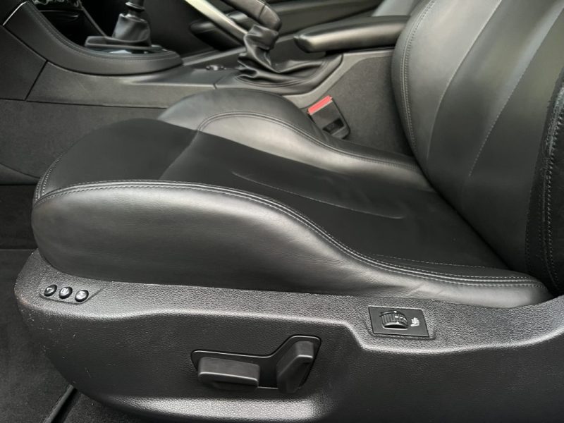 PEUGEOT RCZ PHASE 2 1.6 THP 156 Cv ORIGINE FRANCE / 61 800 Kms - GARANTIE 1 AN